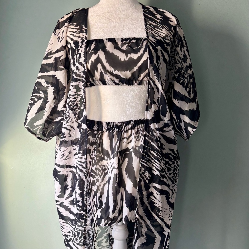 NWT Boohoo Beach Kimono Cover Up Set